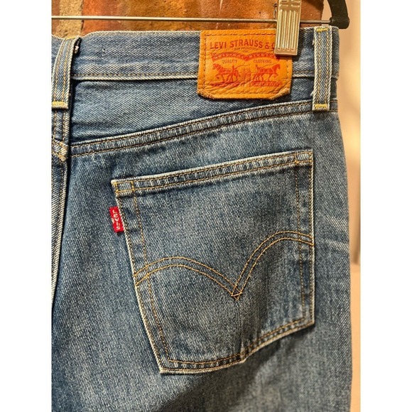 Levis WEDGIE STRAIGHT FIT WOMEN'S JEANS - Picture 6 of 10